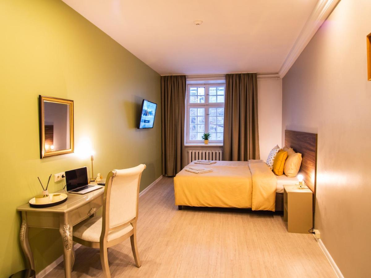 Allure Rooms & Coffee Riga Esterno foto