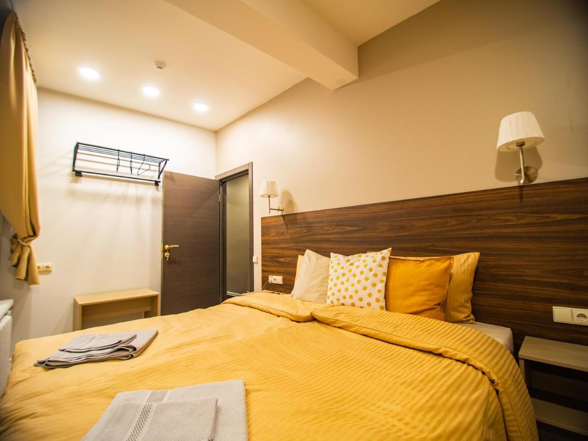 Allure Rooms & Coffee Riga Esterno foto