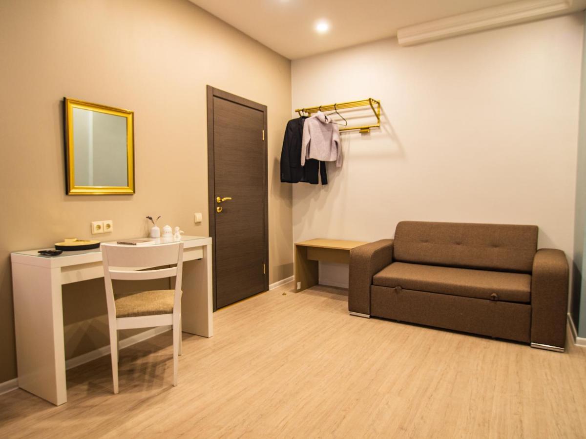 Allure Rooms & Coffee Riga Esterno foto